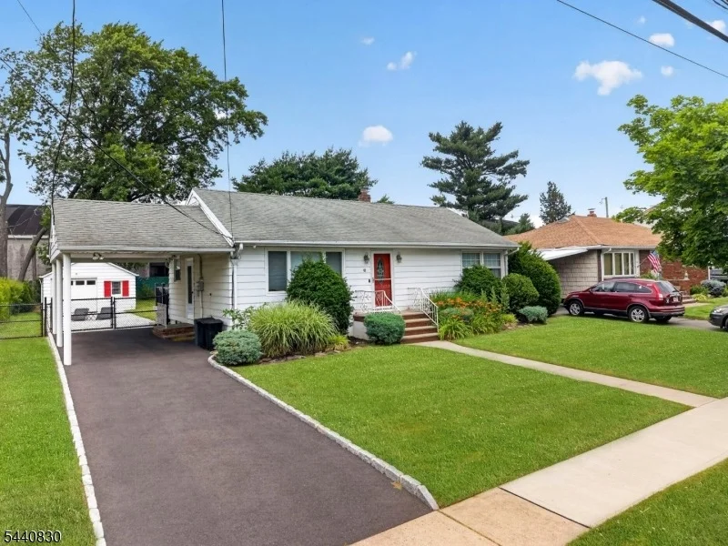 Photo of 42 Donnalin Pl