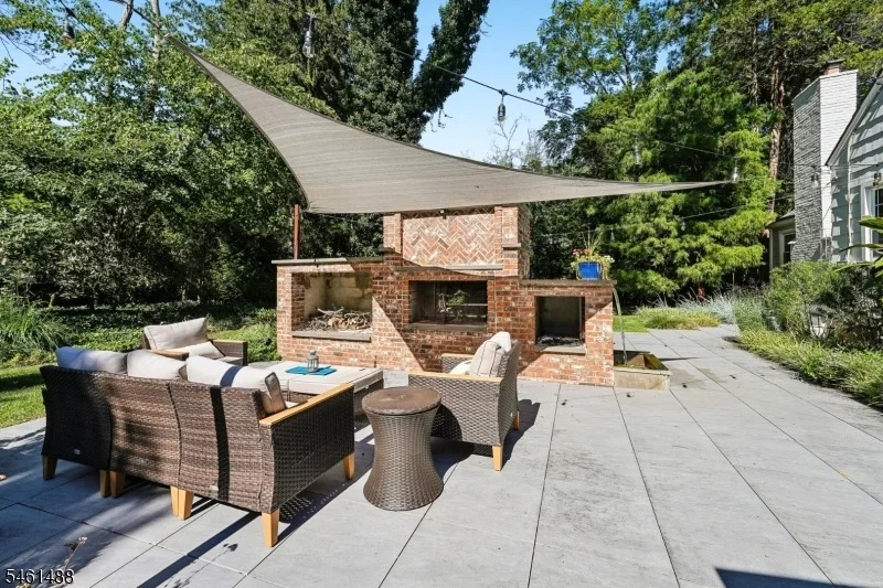 Photo of 1400 Orchard Rd
