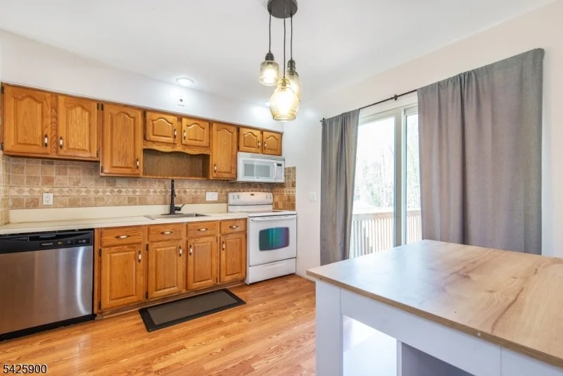 Photo of 17 Cole Rd
