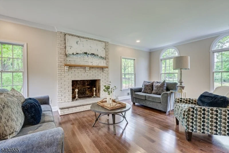 Photo of 270 Mountain Rd