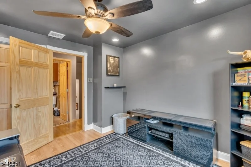 Photo of 104 Prospect St