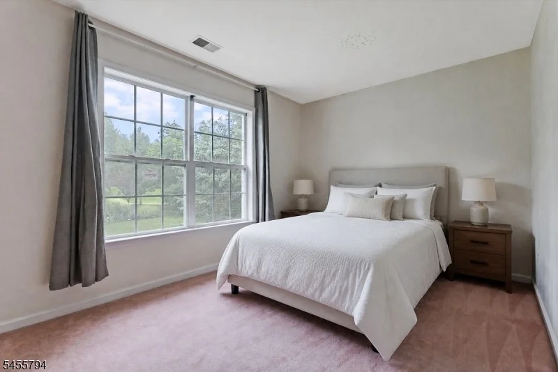 Photo of 15 Dana Dr