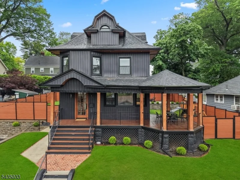 Photo of 187 Hillside Ave