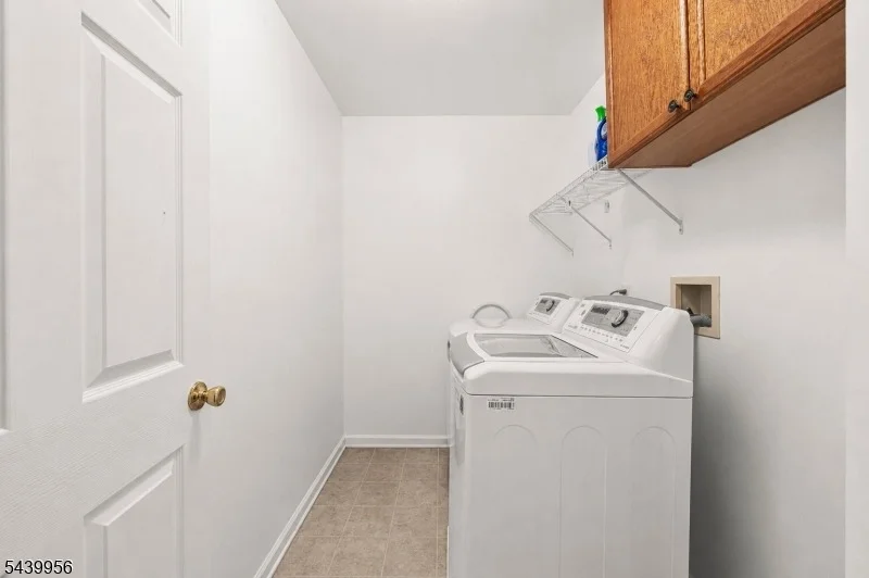 Photo of 252 Moonlight Dr