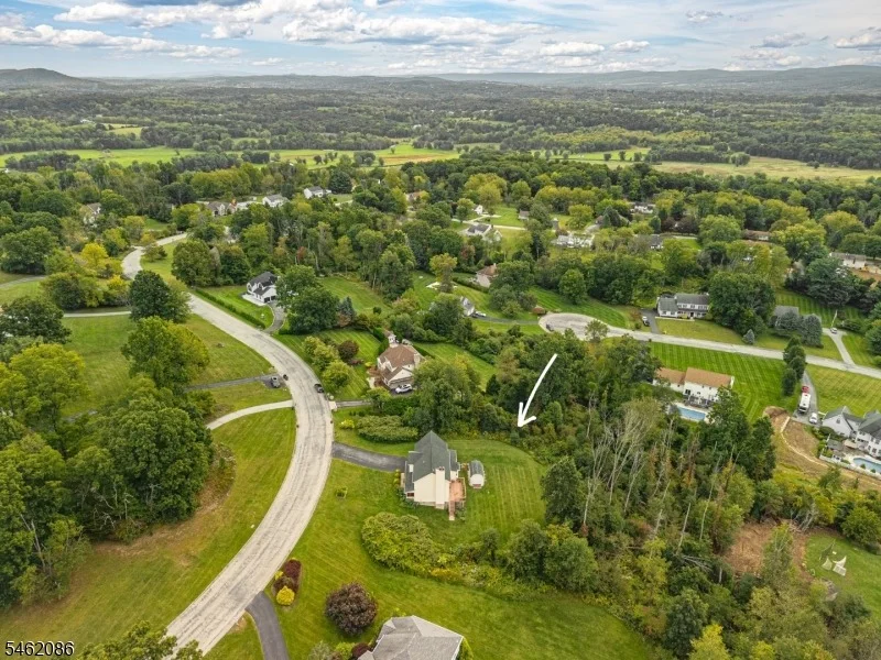 Photo of 17 Bailey Dr