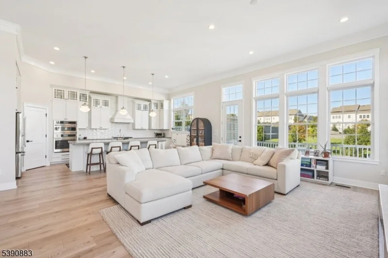 Photo of 30 Juniper Ct