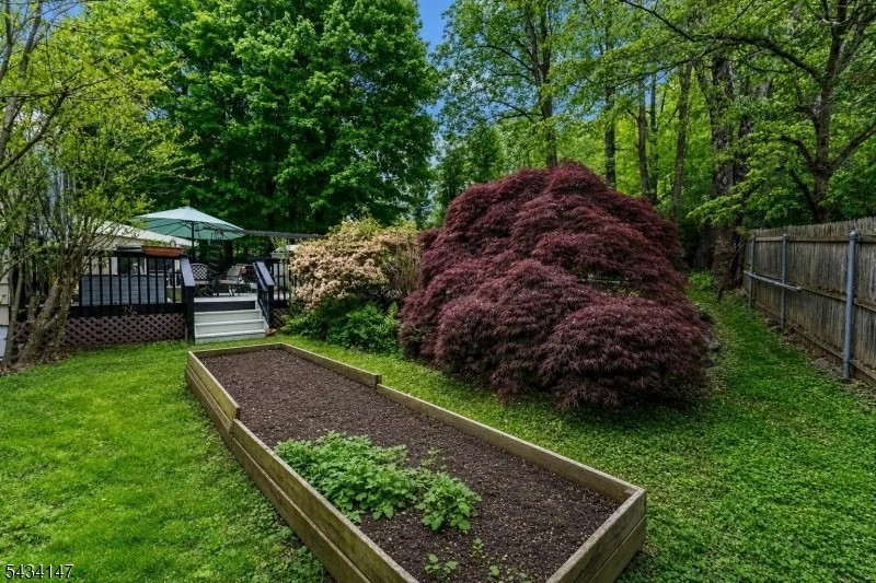 Photo of 33 Brooksyde Ave