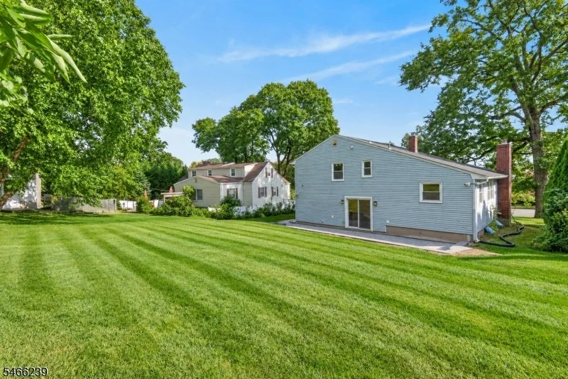 Photo of 280 Whippany Rd