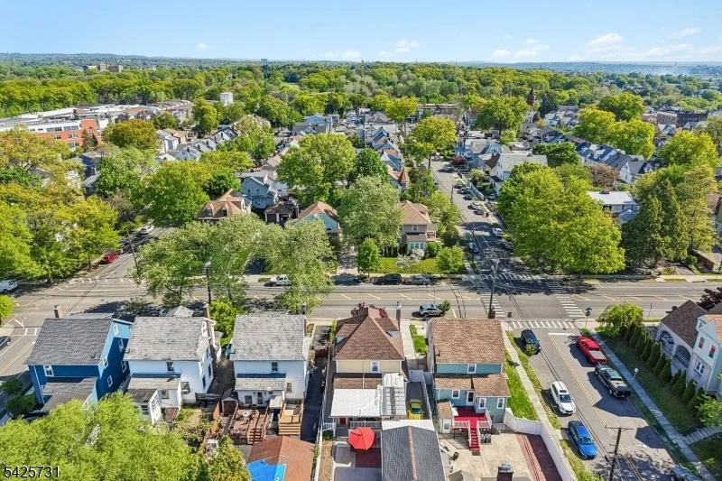 Photo of 296 Montclair Ave