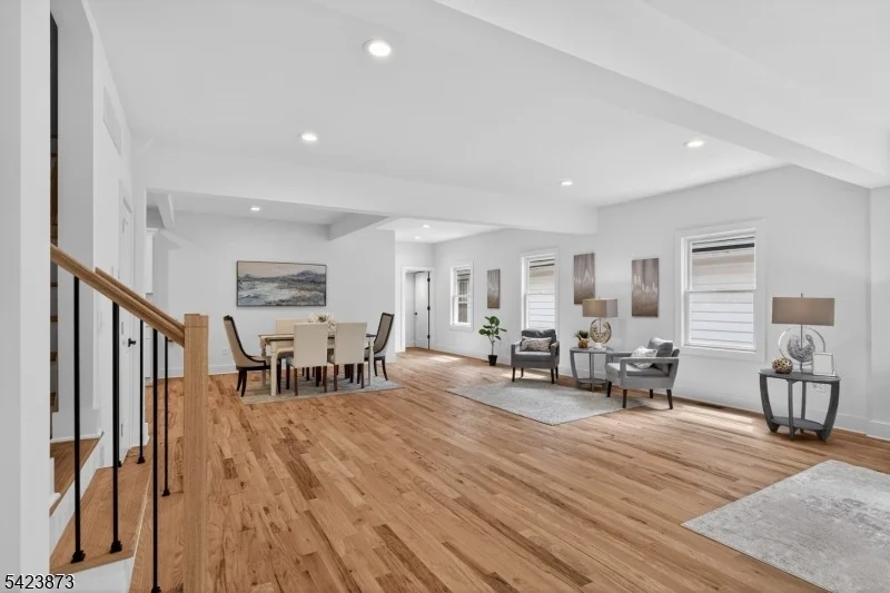 Photo of 287 Orange Rd