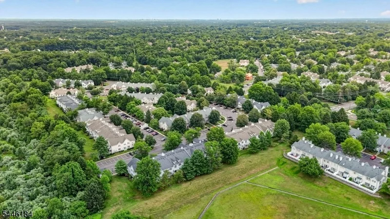 Photo of 161 Gregory Ln