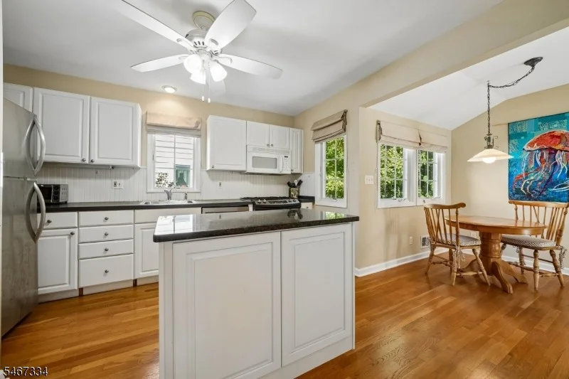Photo of 43 Miele Pl