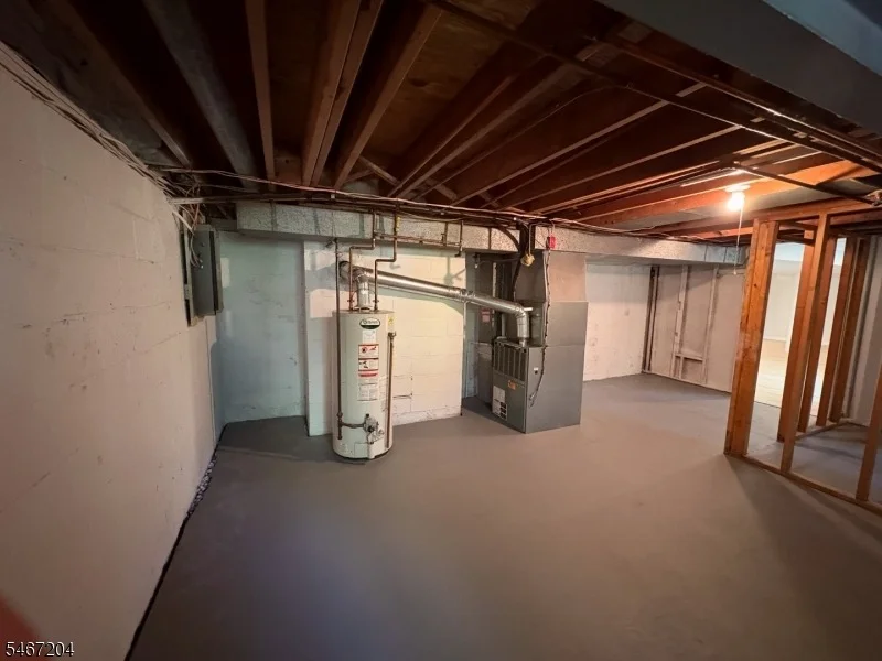 Photo of 22 Forest Ln