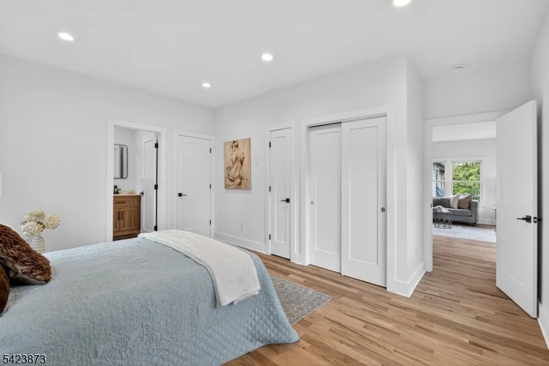 Photo of 287 Orange Rd