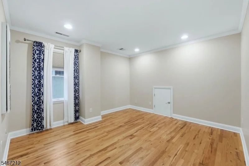 Photo of 12 Vine St