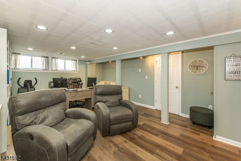 Photo of 540 Herrick Dr