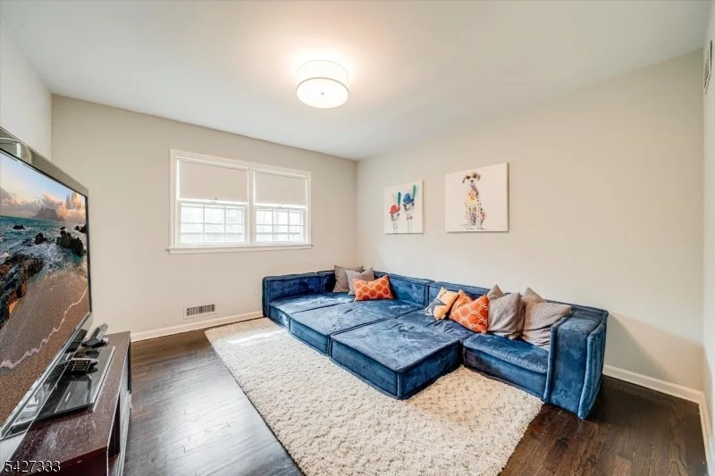 Photo of 57 Mohawk Rd