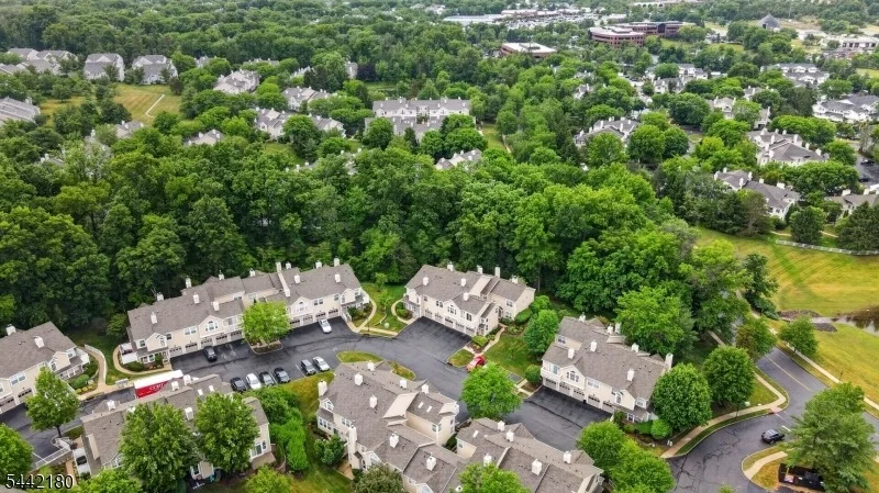 Photo of 18 Pheasant Brook Court