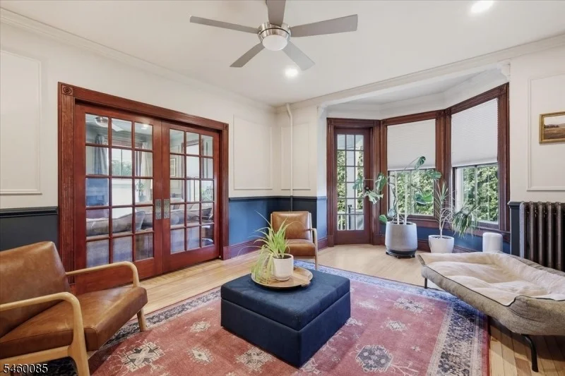 Photo of 406 W Moore St