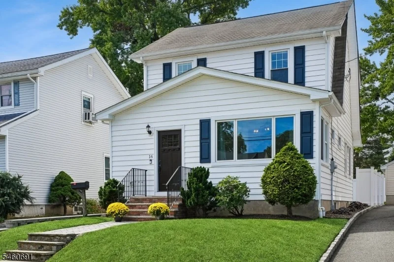 Photo of 16 Remer Ave
