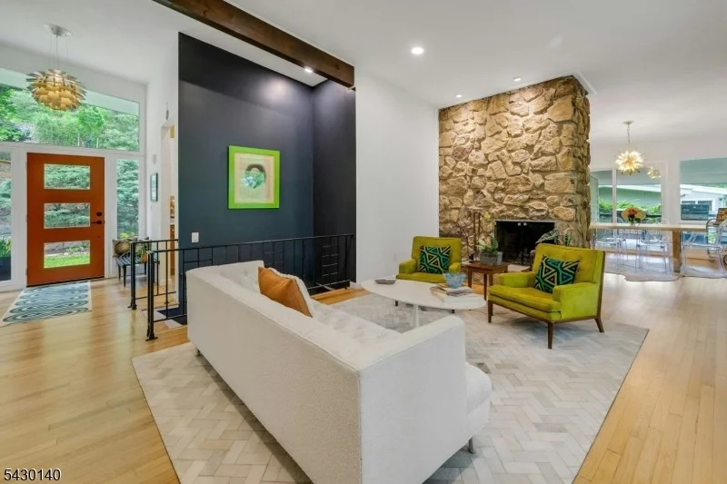Photo of 29 Skyline Dr