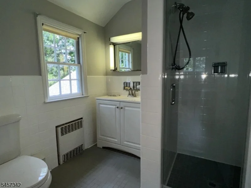 Photo of 260 Fairmount Ave