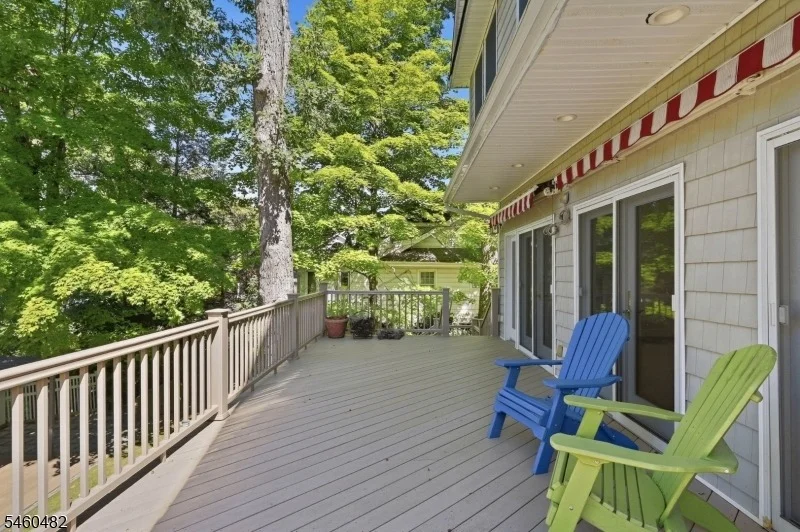 Photo of 212 Long Pond Rd