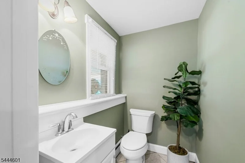 Photo of 561 Rogers Dr