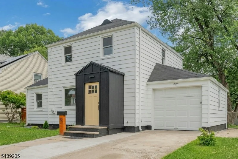 Photo of 12 Lerome Pl