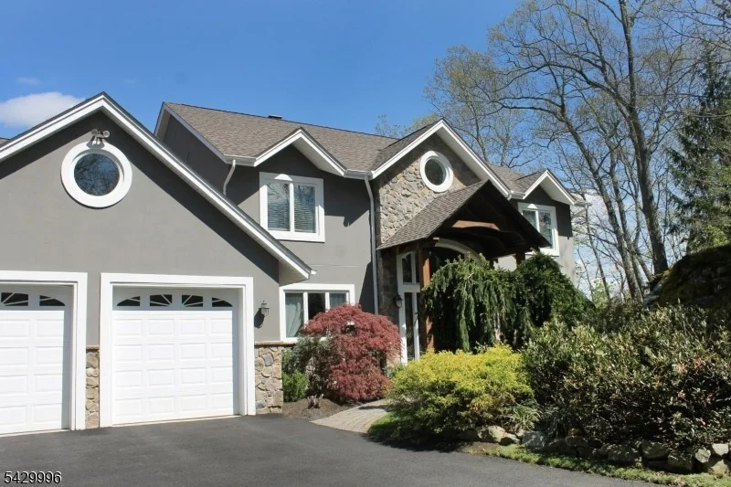 Photo of 9 Cox Ln
