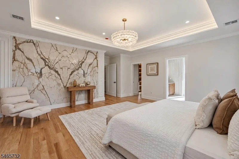 Photo of 6 Cliffside Dr
