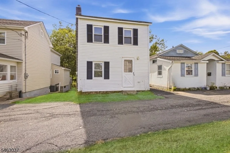 Photo of 45 Mechanic St