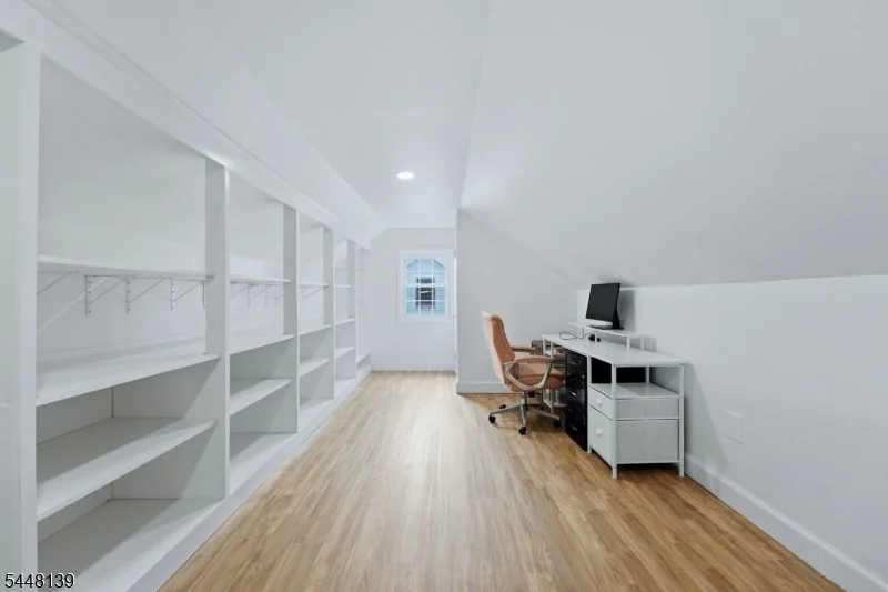 Photo of 102 Mortimer Ave