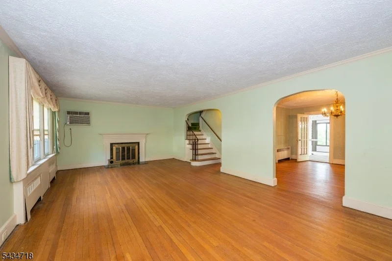 Photo of 27 Glen Rd