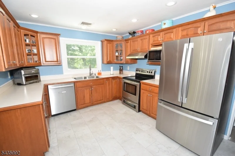 Photo of 567 Foothill Rd