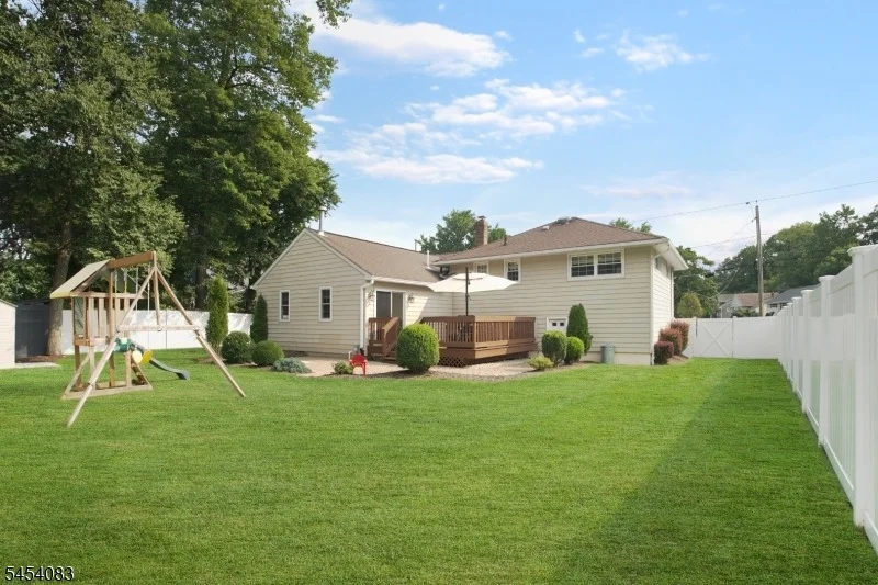 Photo of 9 Brookdale Rd