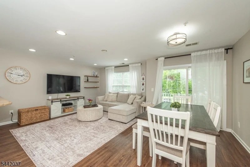Photo of 92 Carter Rd