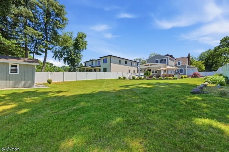 Photo of 307 N Farview Ave