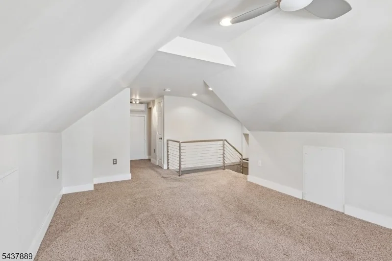 Photo of 1032 Kipling Rd