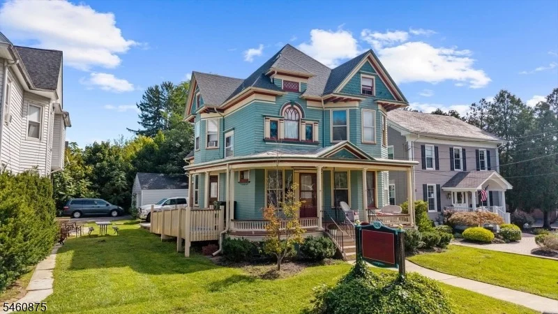 Photo of 128 Belvidere Ave