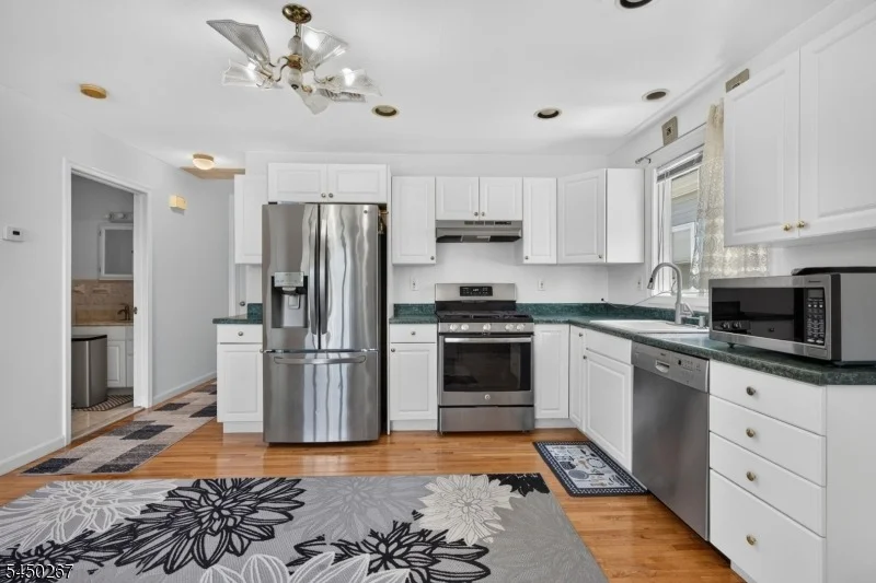 Photo of 81 Home Pl