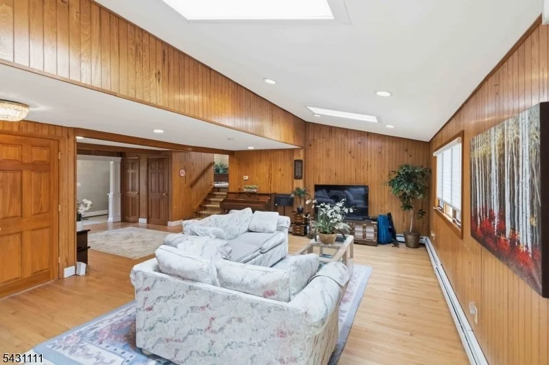 Photo of 7 Keith Pl