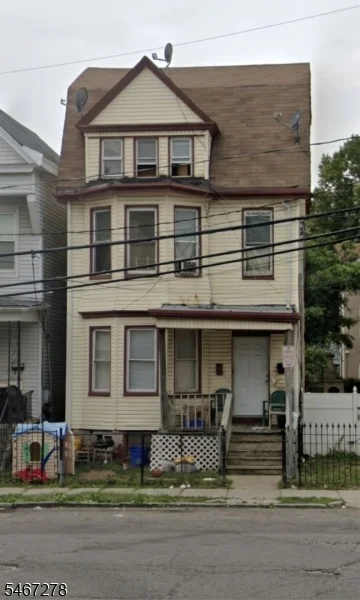 Photo of 94 Peabody Pl