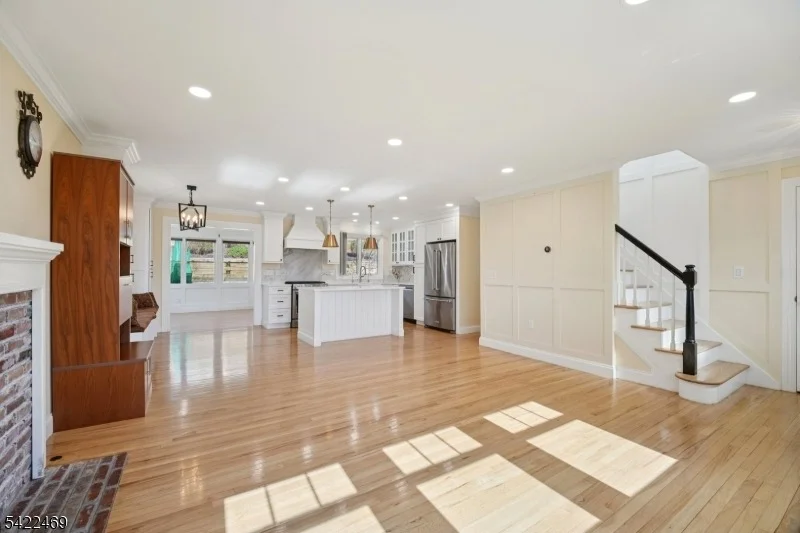 Photo of 59 Oakwood Dr