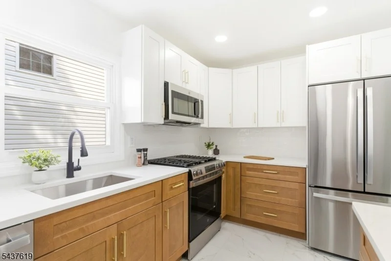 Photo of 135 Kenzel Ave