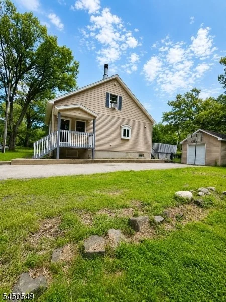 Photo of 33 Harrison Rd