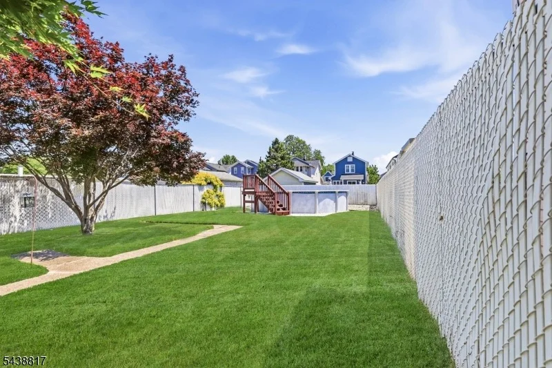 Photo of 332 Riverside Ave