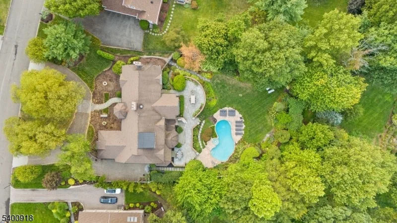 Photo of 54 Hamilton Dr