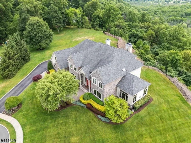 Photo of 15 Adams Way