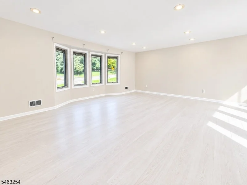 Photo of 95 Eagle Rock Ave